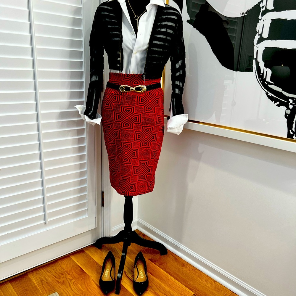 LulaRoe Red and Black Patterned Pencil Skirt, Size S